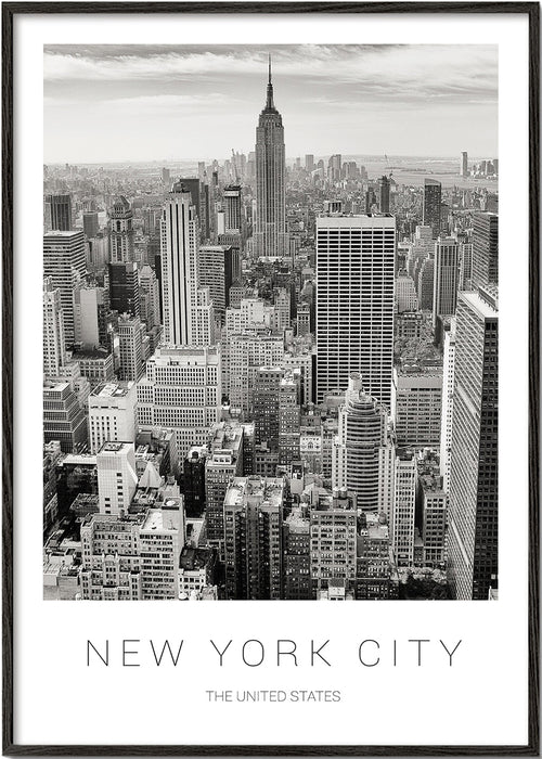 Travel poster: New York skyline in black and white
