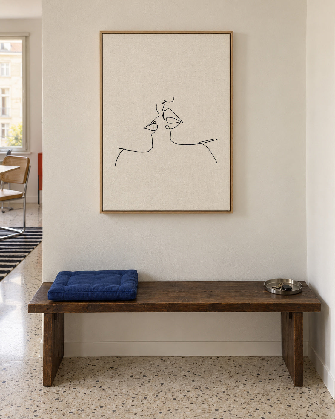 Kiss - Framed canvas in an interior