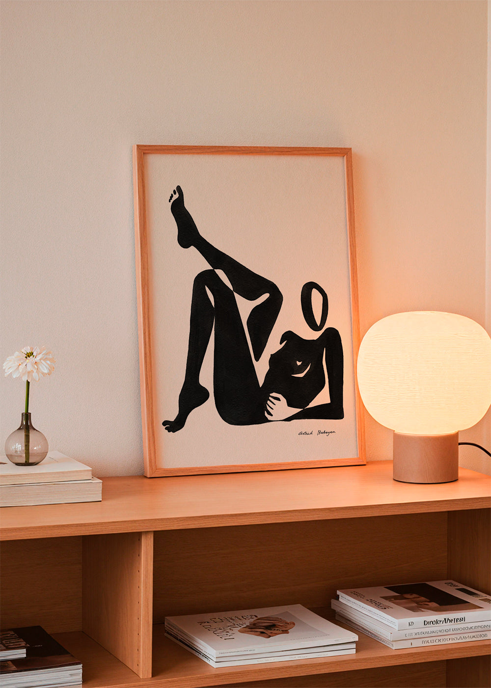 Black figure #8