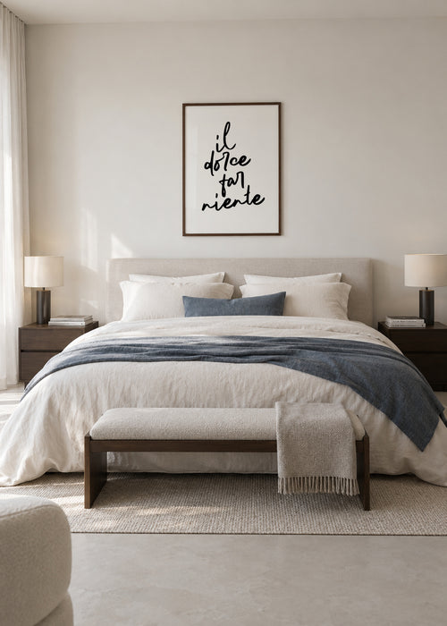 Il dolce far niente Poster - Framed poster in an interior