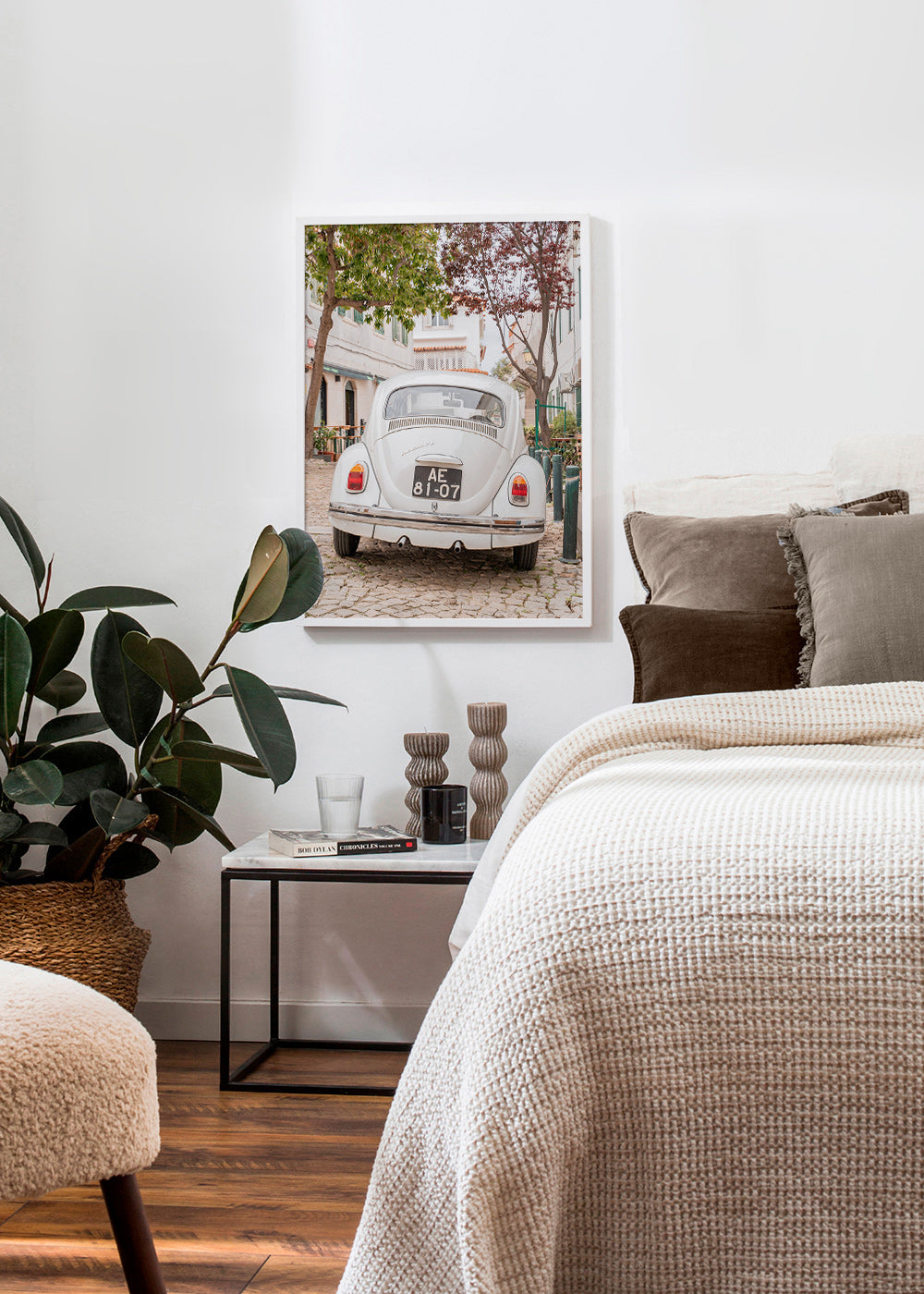 City print: classic car on cobblestones – Product3