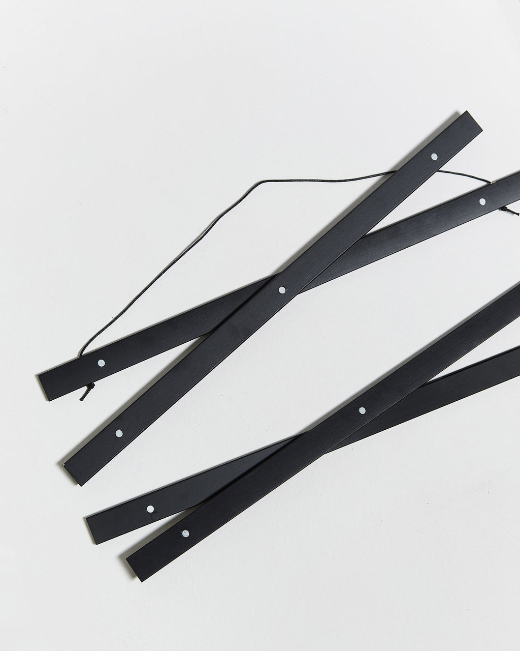 Magnetic black wooden poster hanger, 70cm
