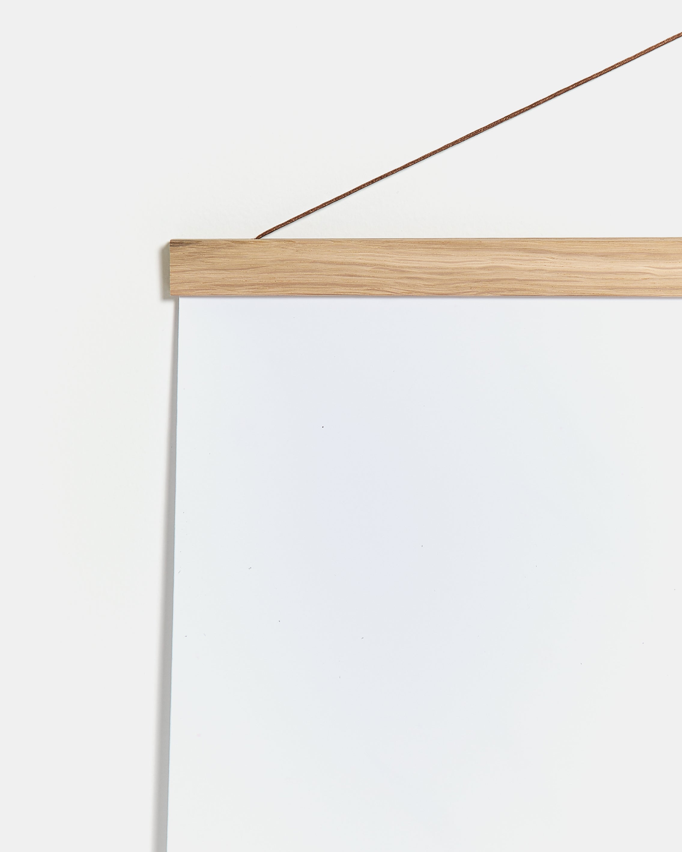 Magnetic oak wooden poster hanger, 40cm